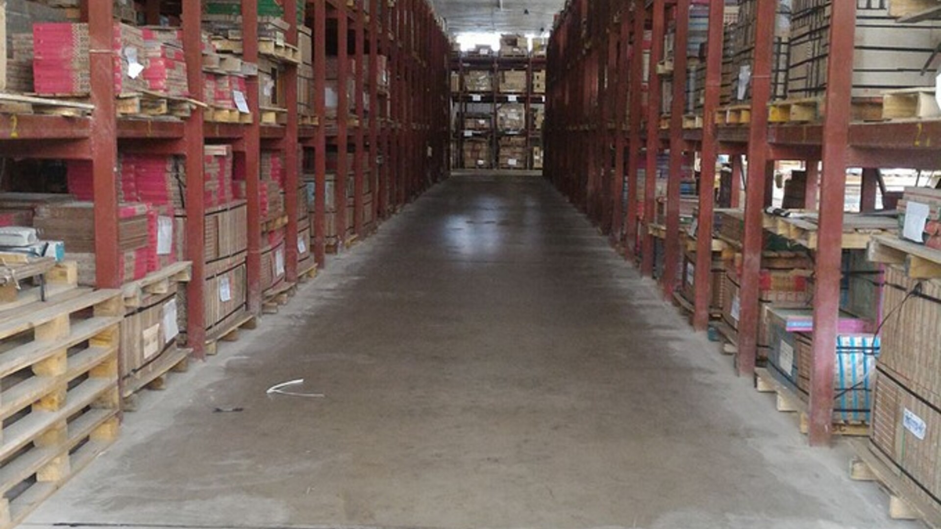 Renovation_of_industrial_floor_in_warehouse2.jpg Weber