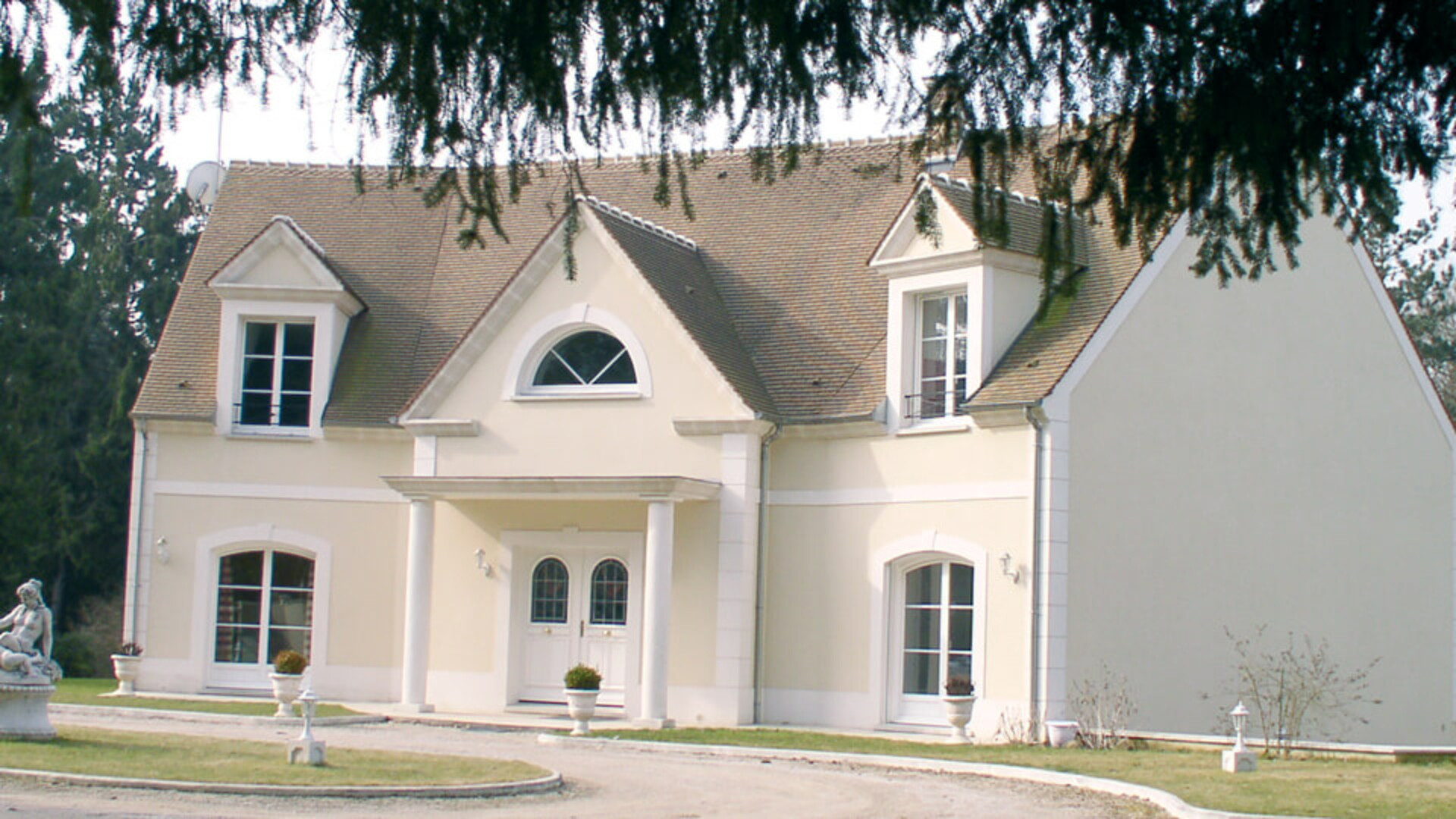 illustration de prim façade : élimination de la porosité des briques