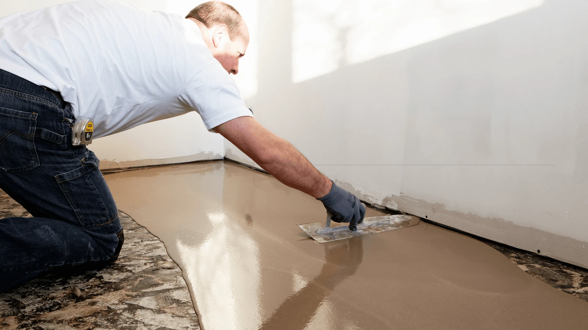 Quel ragréage appliquer sur un ancien support en intérieur (peinture, carrelage, parquet, par exemple) ?