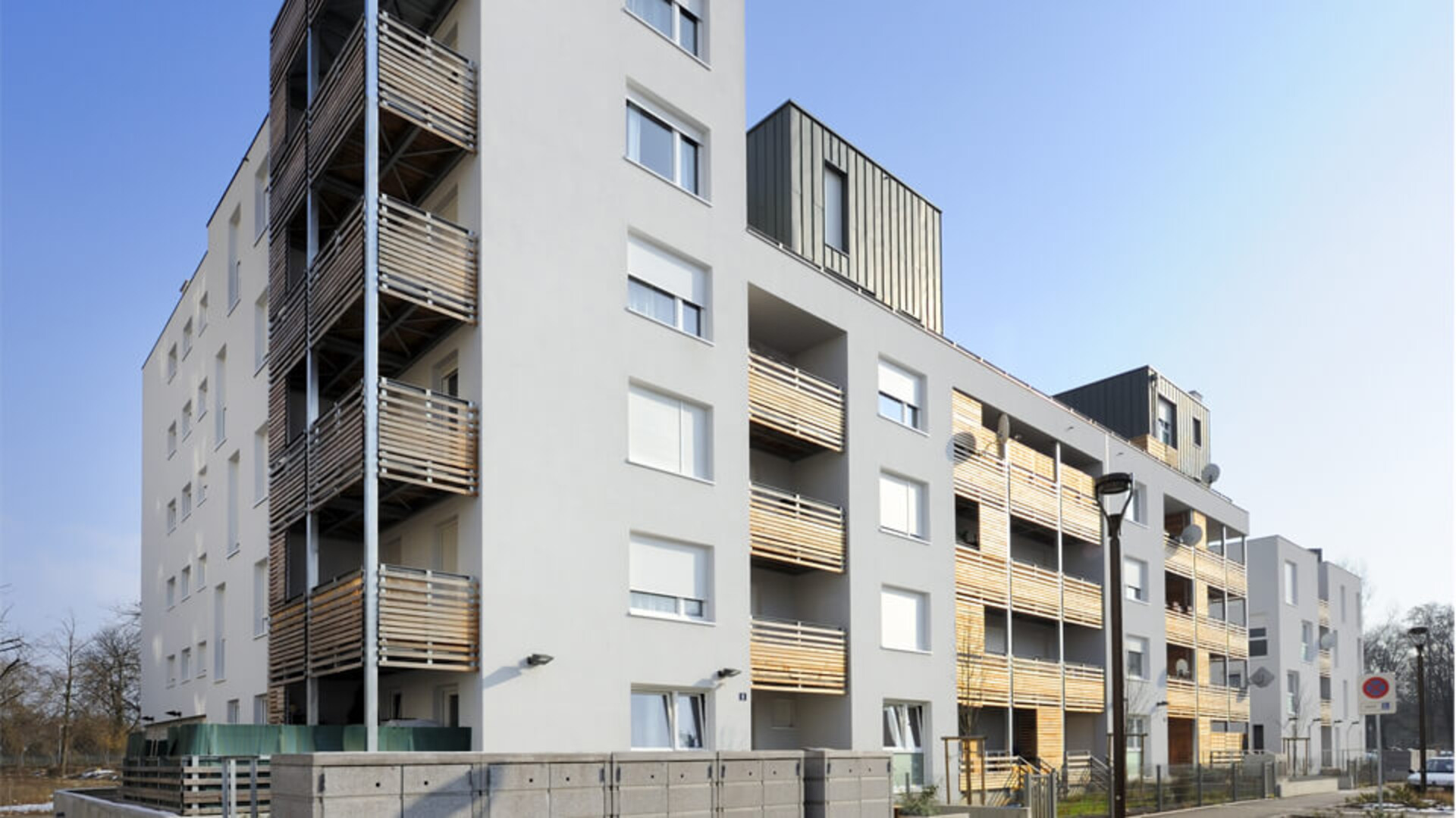 Isolation Par L Exterieur De Logements Sociaux A Strasbourg
