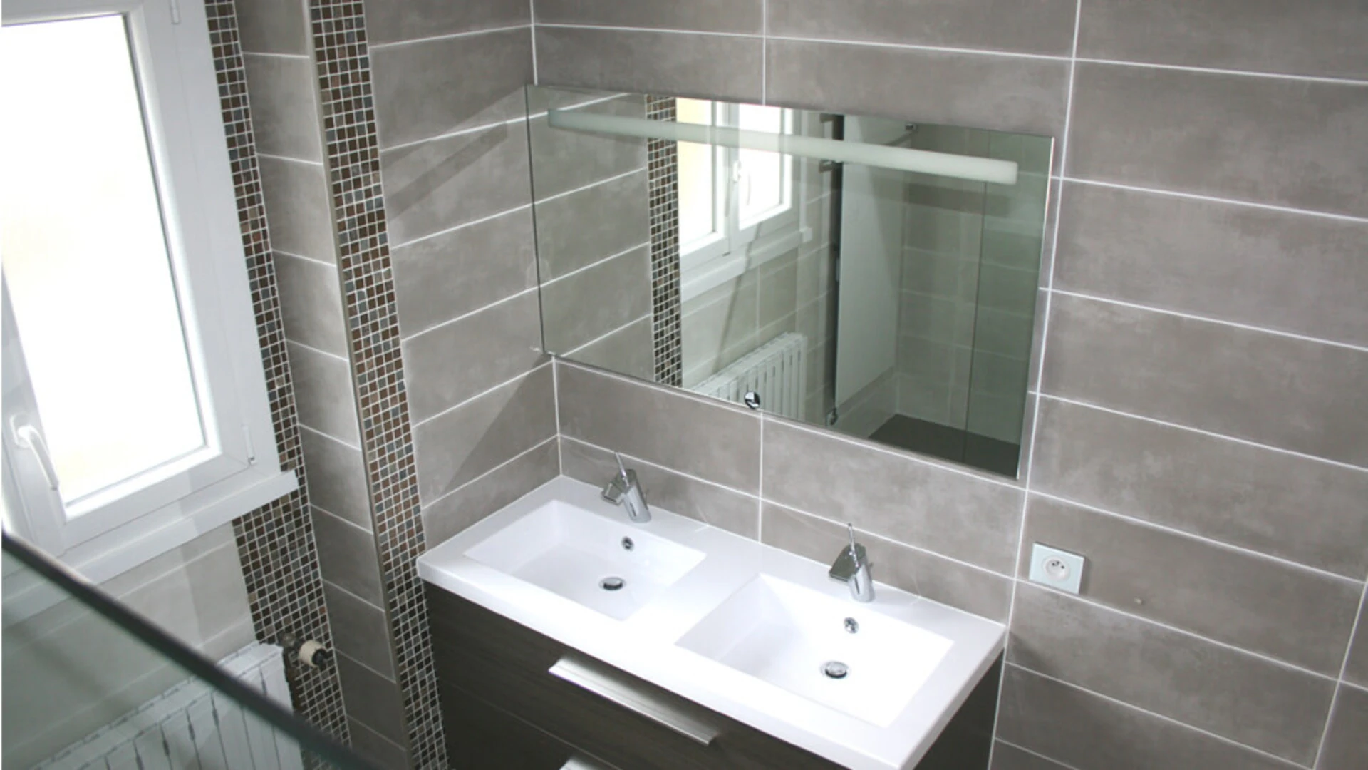 salle de bain carrelage mural