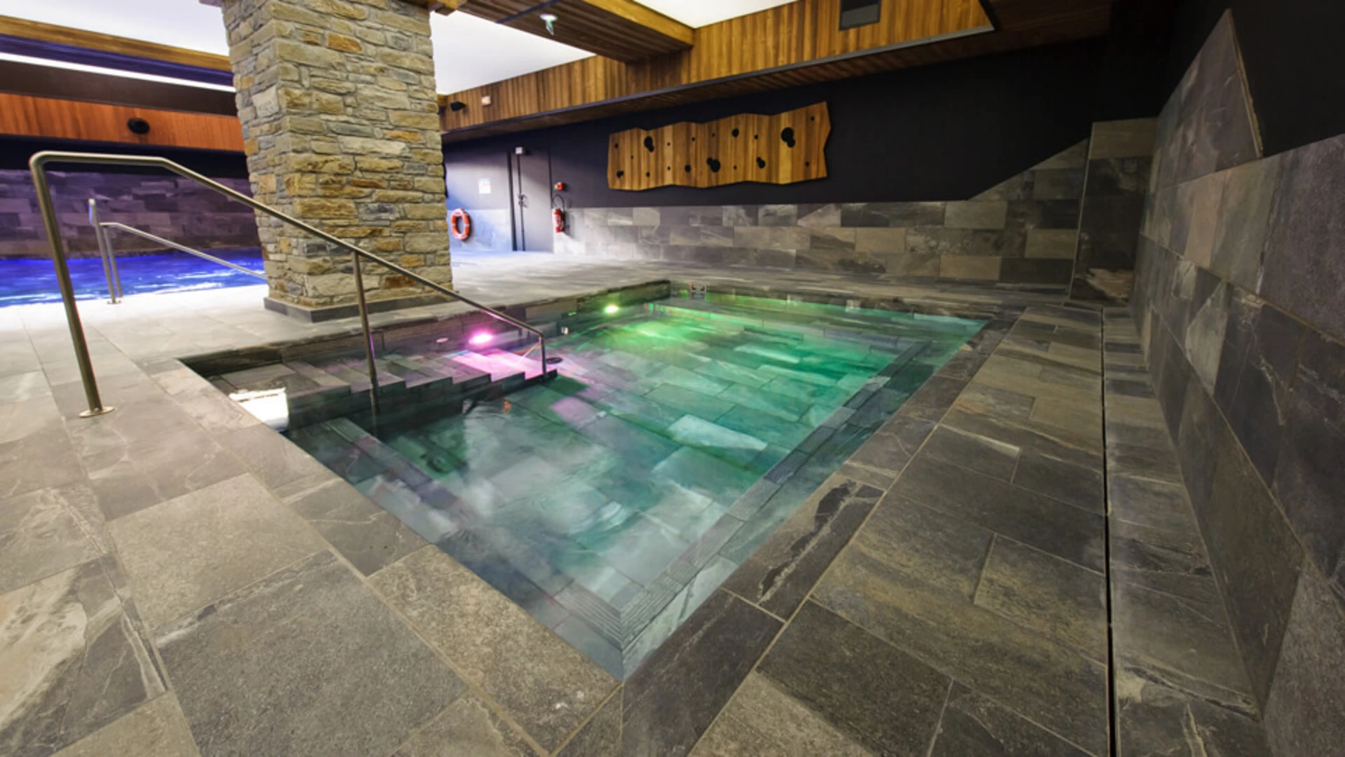 Réalisation Weber à l’Hôtel saint-Charles à Lanslebourg Mont-Cenis (73)