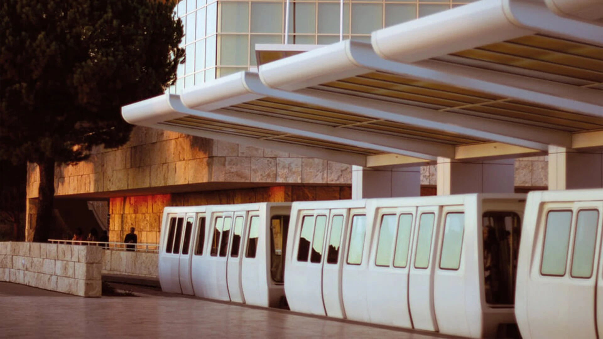 Grand Paris, aménagement des gares logements et centres urbains, weber, tramway, métro